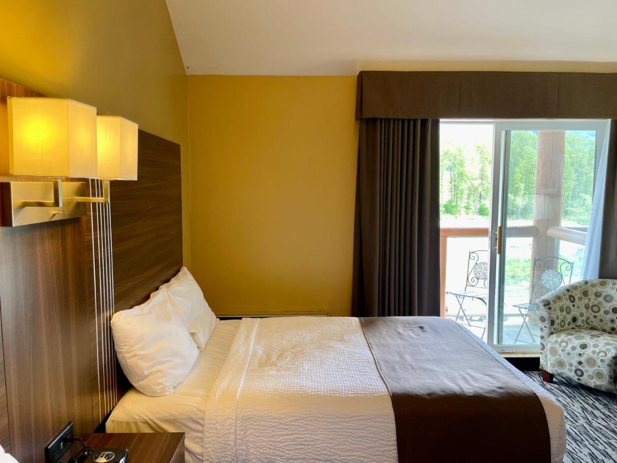 Fernie Stanford Resort מראה חיצוני תמונה
